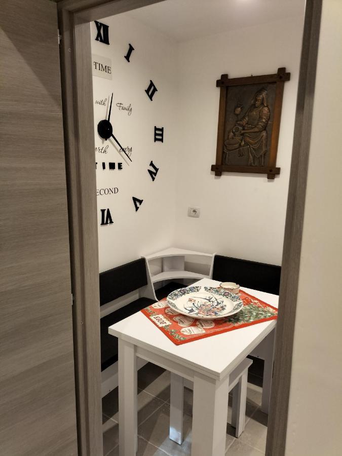 Dimora Di Don Kikkone Apartment Napoli Ngoại thất bức ảnh