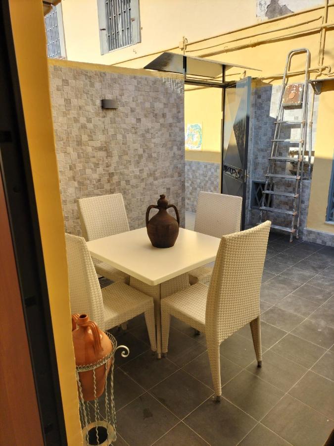 Dimora Di Don Kikkone Apartment Napoli Ngoại thất bức ảnh